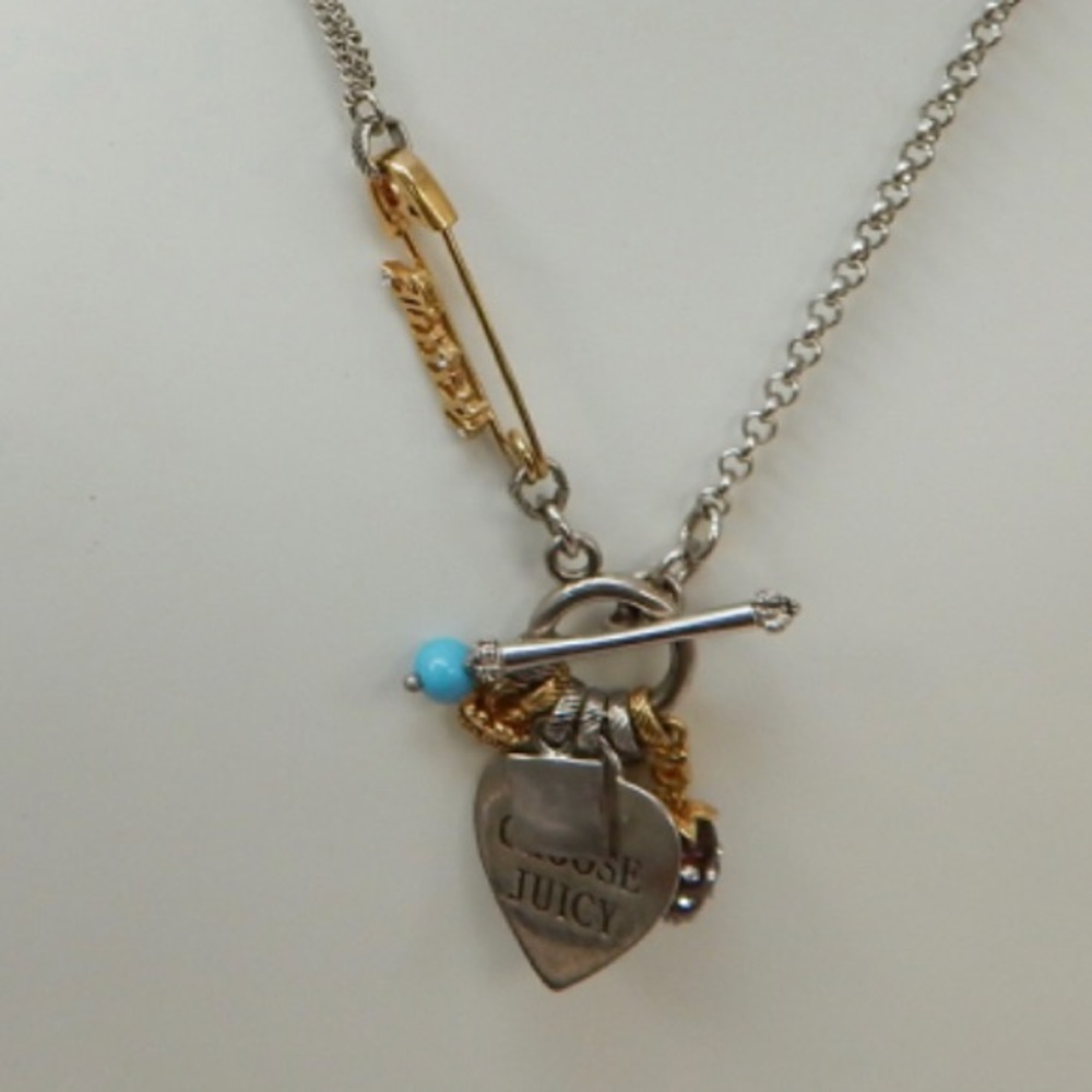 Juicy couture necklace